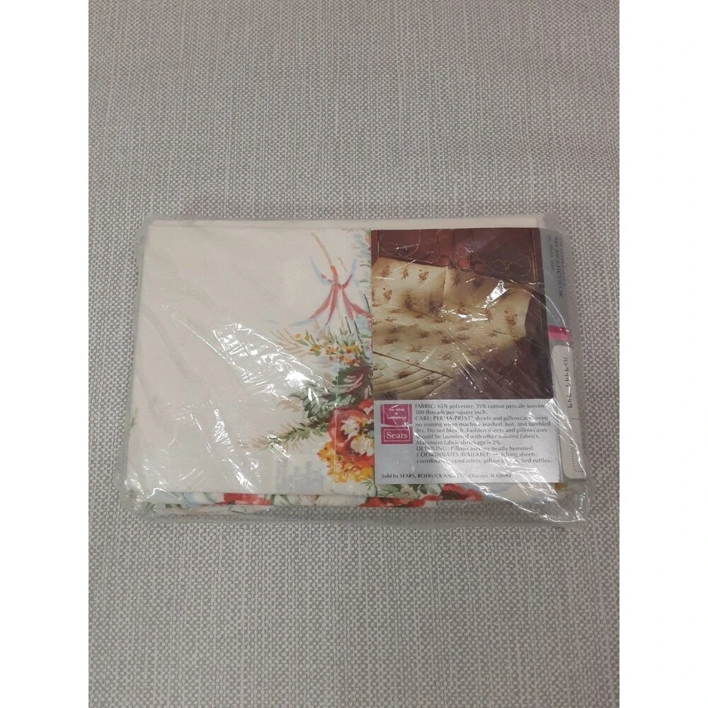 Sears Sherwood Garden Pillowcases Standard Size Perma Prest Poly Blend Floral